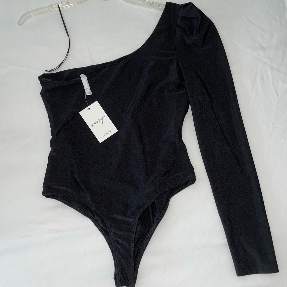 Black bodysuit one sleeve bodysuit.